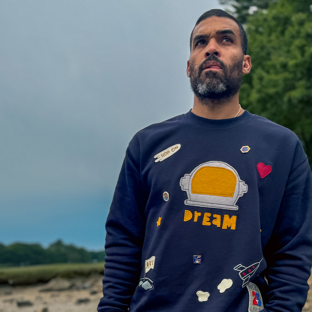 Aku Dreams Crewneck